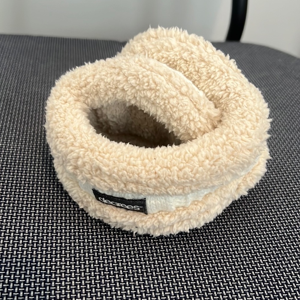 Women’s earmuffs
